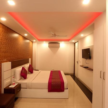 Hotel Ark Wood นิวเดลี ภายนอก รูปภาพ