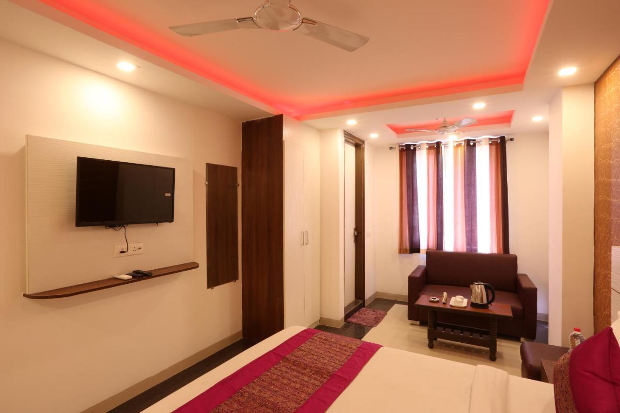 Hotel Ark Wood นิวเดลี ภายนอก รูปภาพ